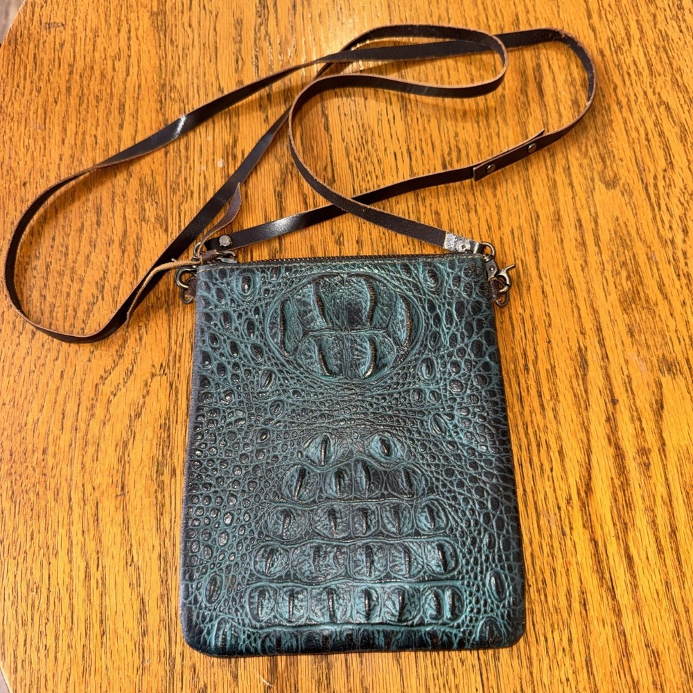 American Bling Croc Embossed Crossbody Purse Teal Western Shoulder Bag